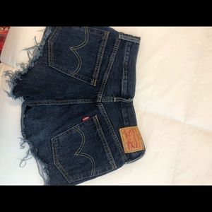 LEVI 501 SHORTS